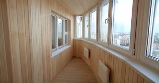 Отделка, остекление, утепление балконов в Можге от 211 руб. м/2.